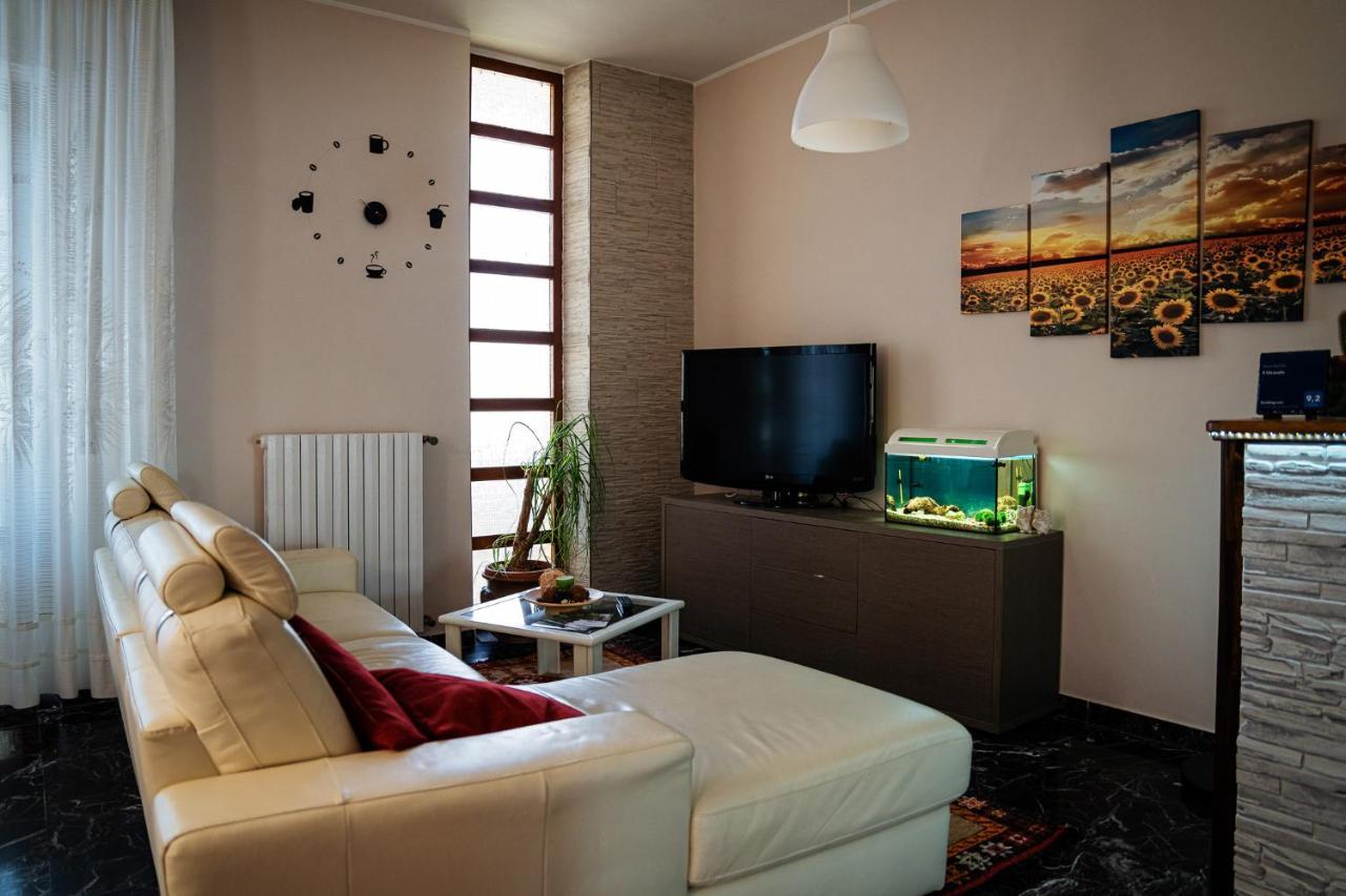 Il Girasole Bed & Breakfast Basciano Екстериор снимка