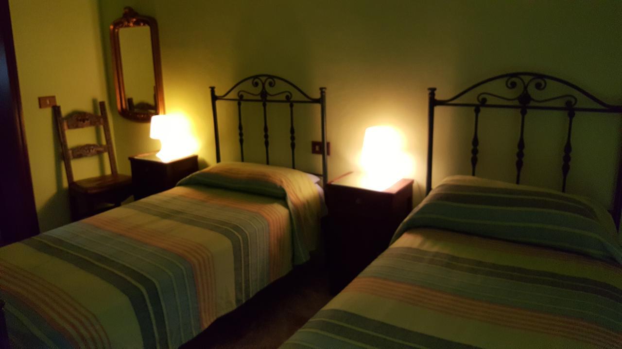 Il Girasole Bed & Breakfast Basciano Екстериор снимка