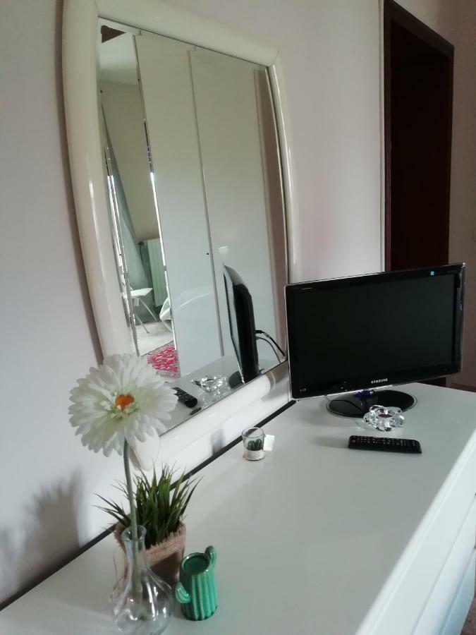 Il Girasole Bed & Breakfast Basciano Екстериор снимка