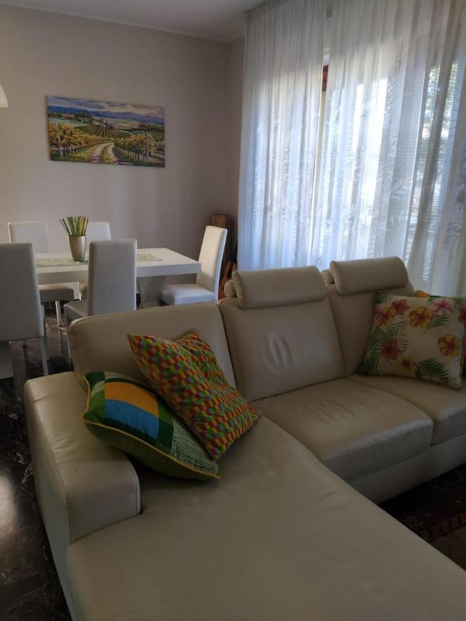 Il Girasole Bed & Breakfast Basciano Екстериор снимка